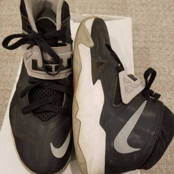 Lebron 7 Soldier Black Grey and White - Size 10.5 main image 4